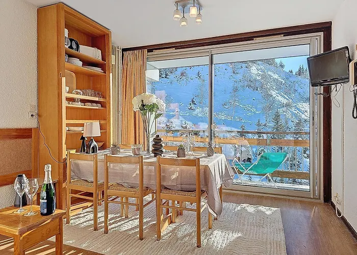 1650 - Mountain View - Snow Front 2s03 Daire *